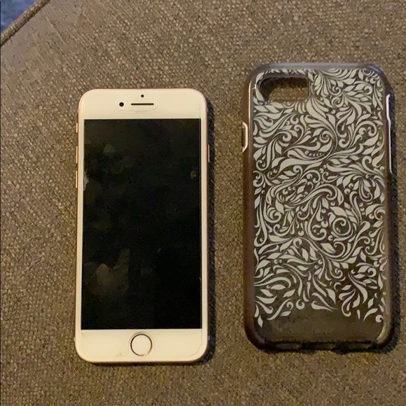 Rose gold iPhone 7s for sale - Picture 2 of 2